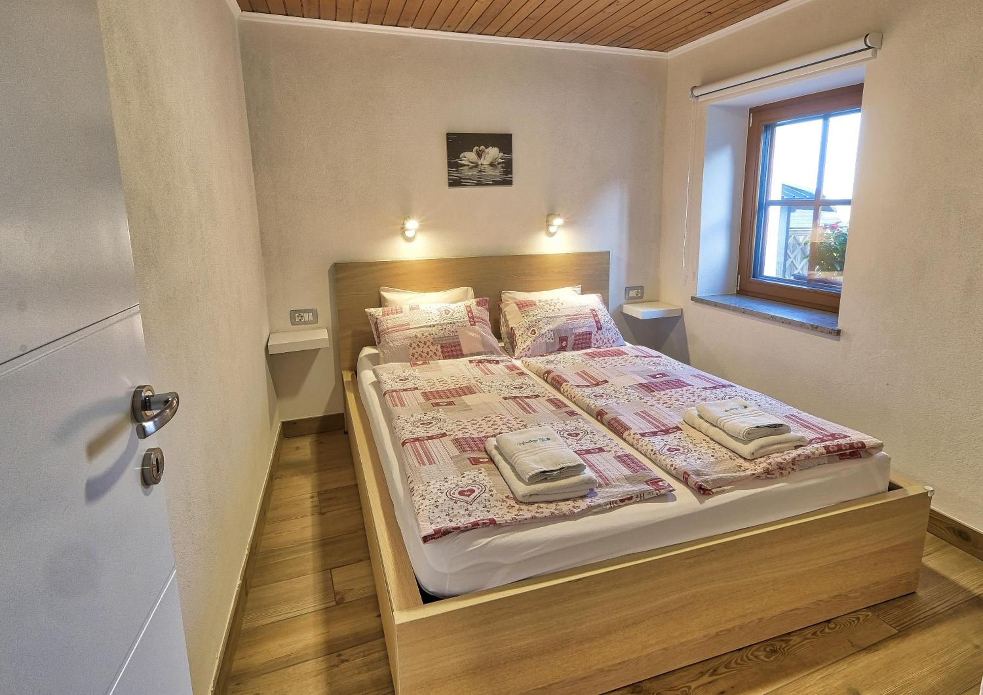 Apartmaji Tina Згорнє Горє Екстер'єр фото