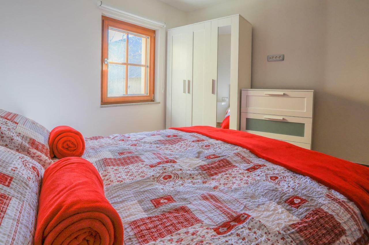 Apartmaji Tina Згорнє Горє Екстер'єр фото