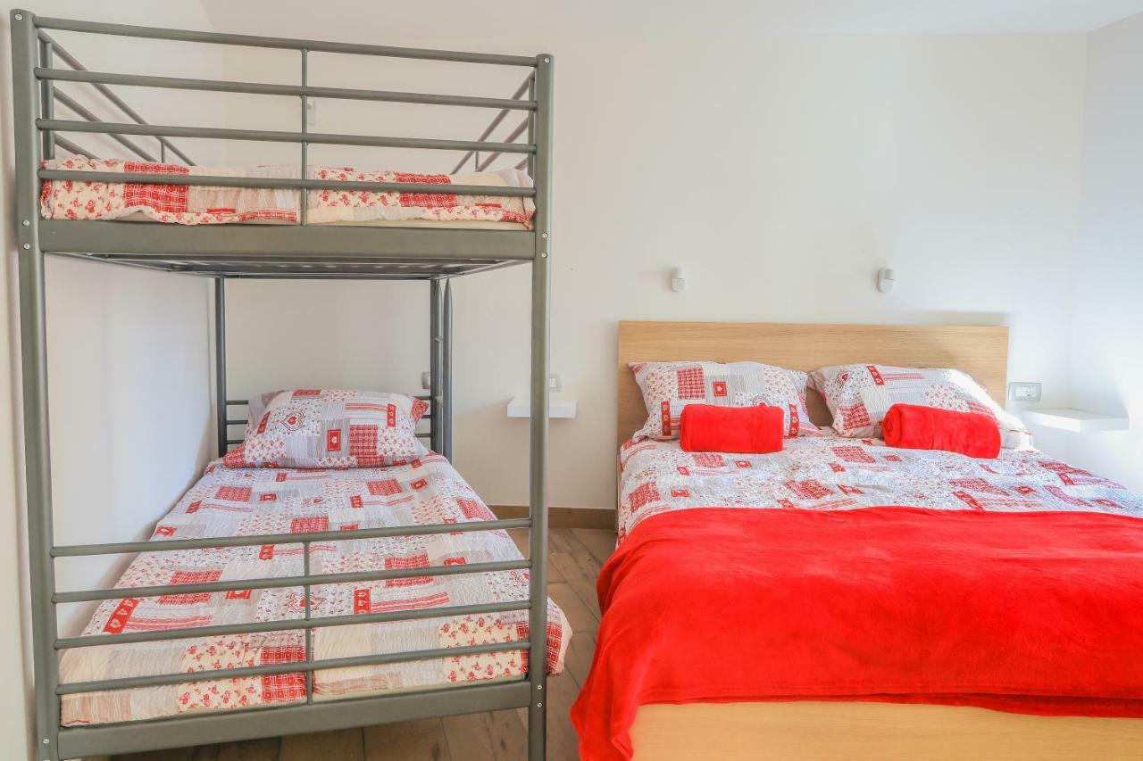 Apartmaji Tina Згорнє Горє Екстер'єр фото